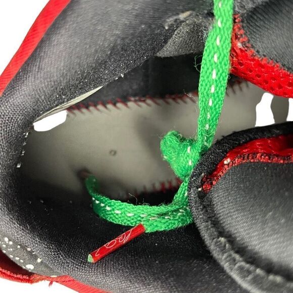 Nike LeBron 8 V/2 Christmas 7Y 431888-600 Red Basketball Kids Sneakers - Picture 6 of 8